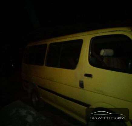 Toyota Hiace 1993 for Sale in Peshawar Image-1