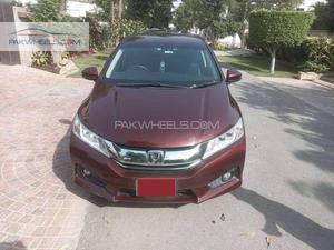 Honda Grace Hybrid EX 2015 for Sale in Lahore
