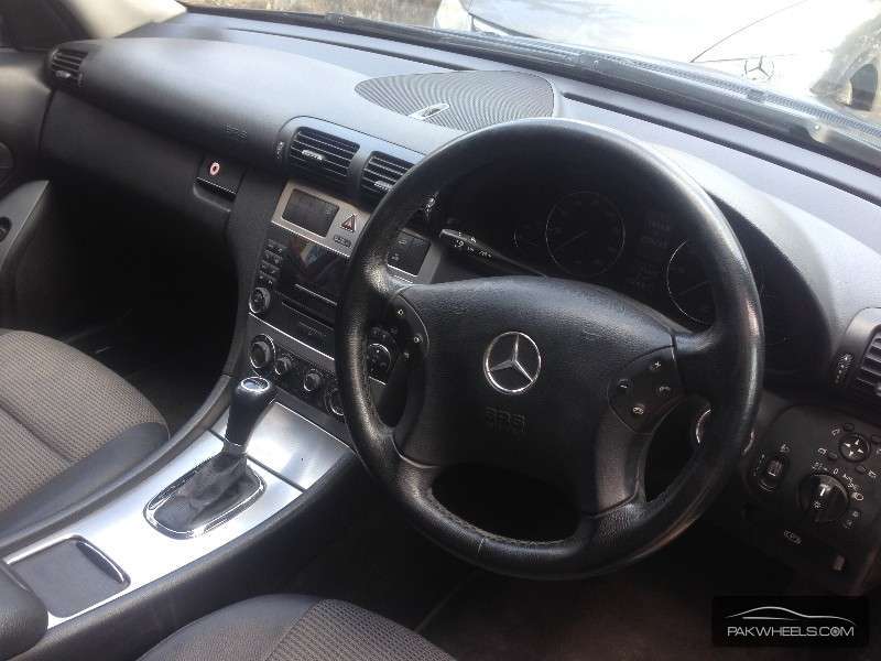 Mercedes Benz C Class 2007 for Sale in Islamabad Image-1