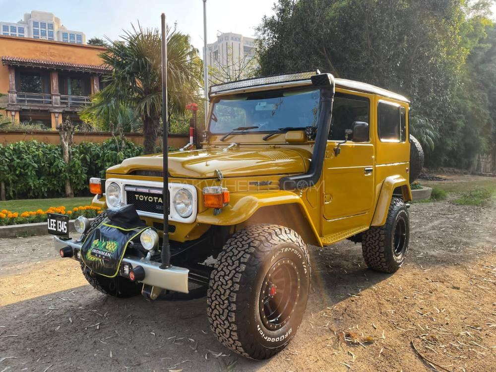 Toyota Land Cruiser - 1984  Image-1