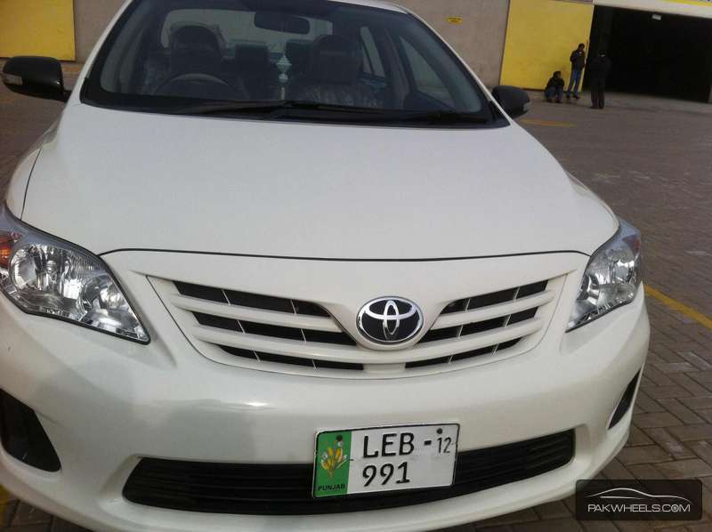 Toyota Corolla 2012 for Sale in Faisalabad Image-1