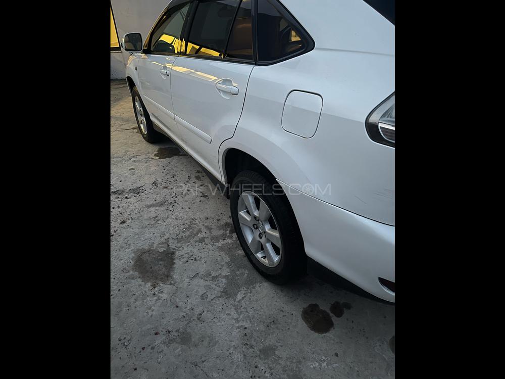 لیکزس آر ایکس سیریز 2003 for Sale in لاہور لیکزس آر ایکس سیریز 2003 for Sale in لاہور Image-3