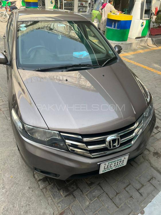 Honda City 2016 for Sale in Faisalabad Image-1