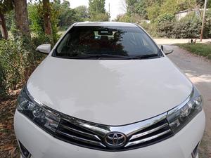 Toyota Corolla GLi Automatic 1.3 VVTi 2017 for Sale in Wah cantt