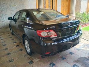 Toyota Corolla Altis Cruisetronic 1.6 2012 for Sale in Chiniot