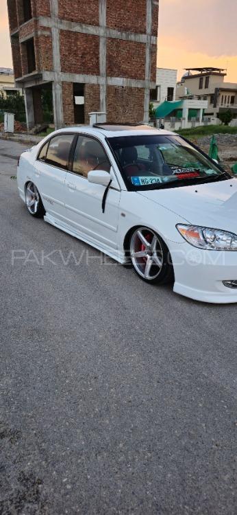 Honda Civic - 2005 White rabbit Image-1