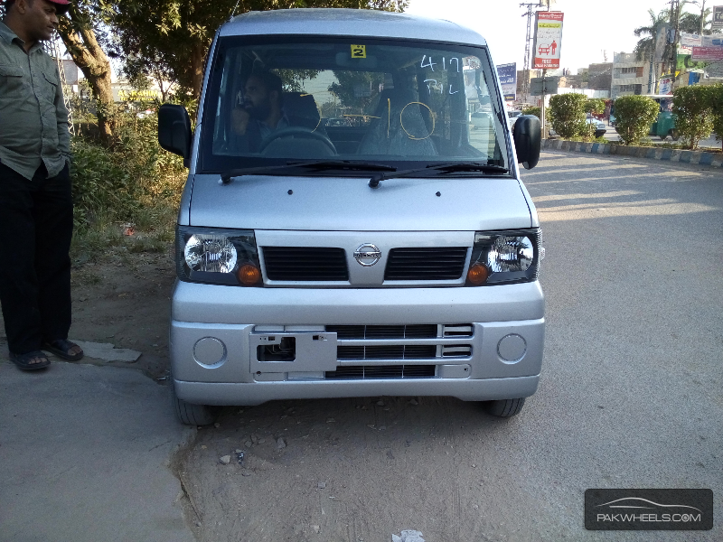 Nissan Clipper 2009 for Sale in Hyderabad Image-1
