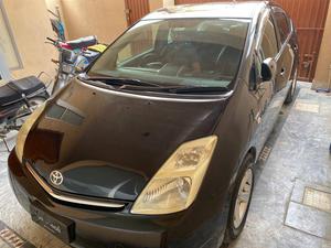 Toyota Prius G 1.5 2007 for Sale in Wah cantt