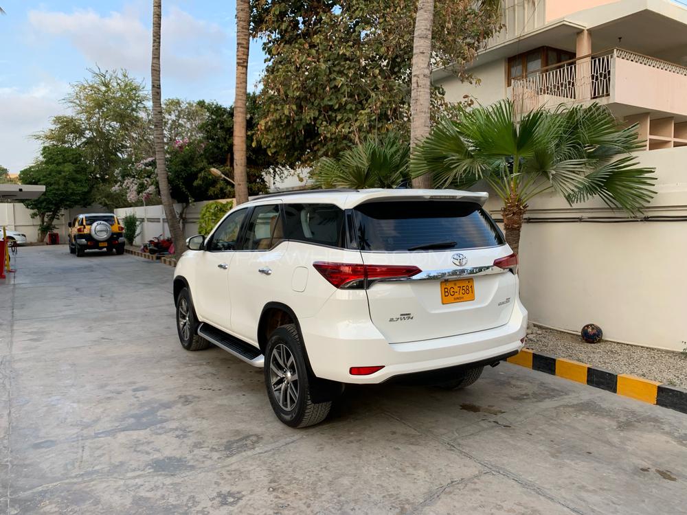ٹویوٹا فورچیونر 2018 for Sale in کراچی ٹویوٹا فورچیونر 2018 for Sale in کراچی Image-7