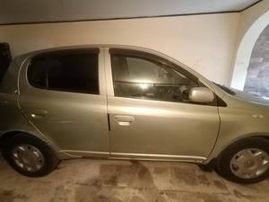 Toyota Vitz F 1.0 2002 for Sale in Lahore