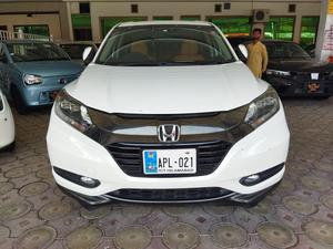 Honda Vezel Hybrid X 2014 for Sale in Peshawar
