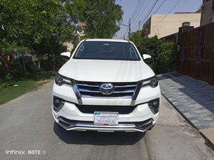 Toyota Fortuner 2.8 Sigma 4 2019 for Sale in Lahore