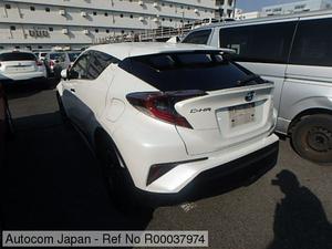 Toyota C-HR G 1.8 2018 for Sale in Islamabad