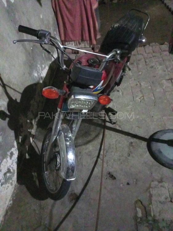 Chinese Bikes 70 2014 for Sale in Multan Image-1