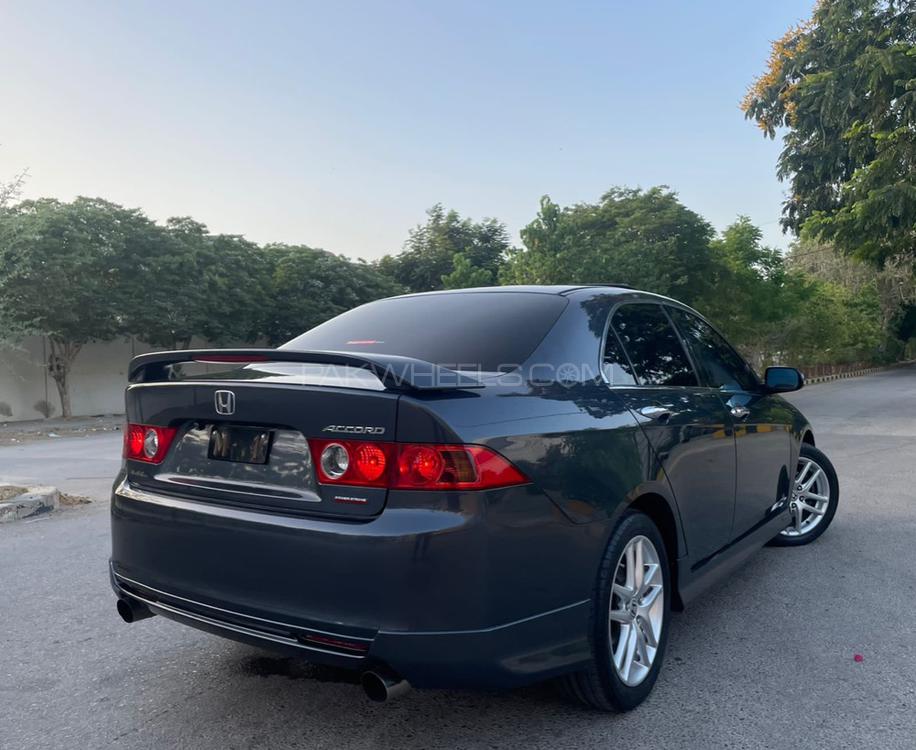 Honda Accord 2004 for Sale in Karachi Image-1