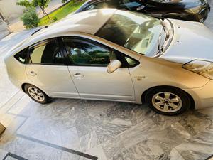 Toyota Prius 2008 for Sale in Lahore