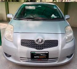 Toyota Vitz F 1.0 2009 for Sale in Lahore