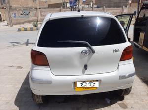 Toyota Vitz FL 1.0 2003 for Sale in Quetta