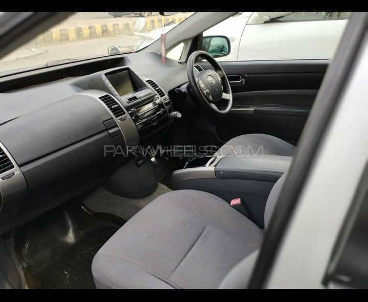 ٹویوٹا پریوس 2010 for Sale in لاہور ٹویوٹا پریوس 2010 for Sale in لاہور Image-10