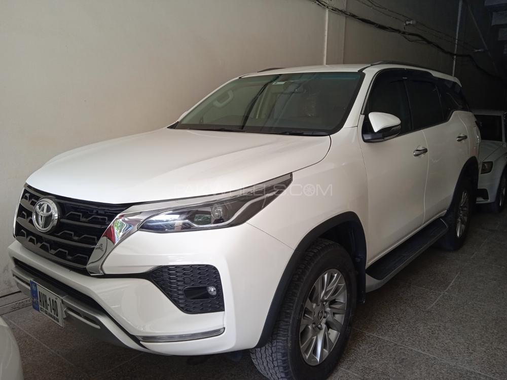 Toyota Fortuner 2021 for Sale in Faisalabad Image-1