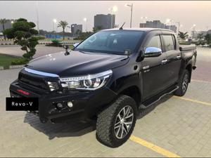 Toyota Hilux Revo V Automatic 2.8 2019 for Sale in Lahore