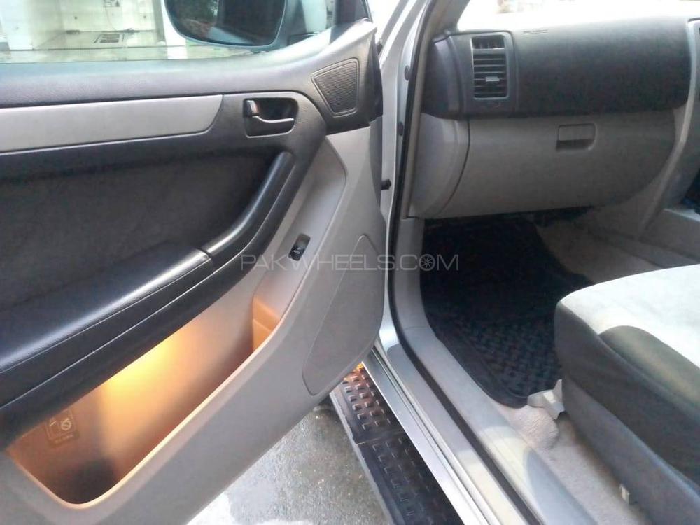 ٹویوٹا سرف 2004 for Sale in ڈیرہ غازی خان ٹویوٹا سرف 2004 for Sale in ڈیرہ غازی خان Image-13