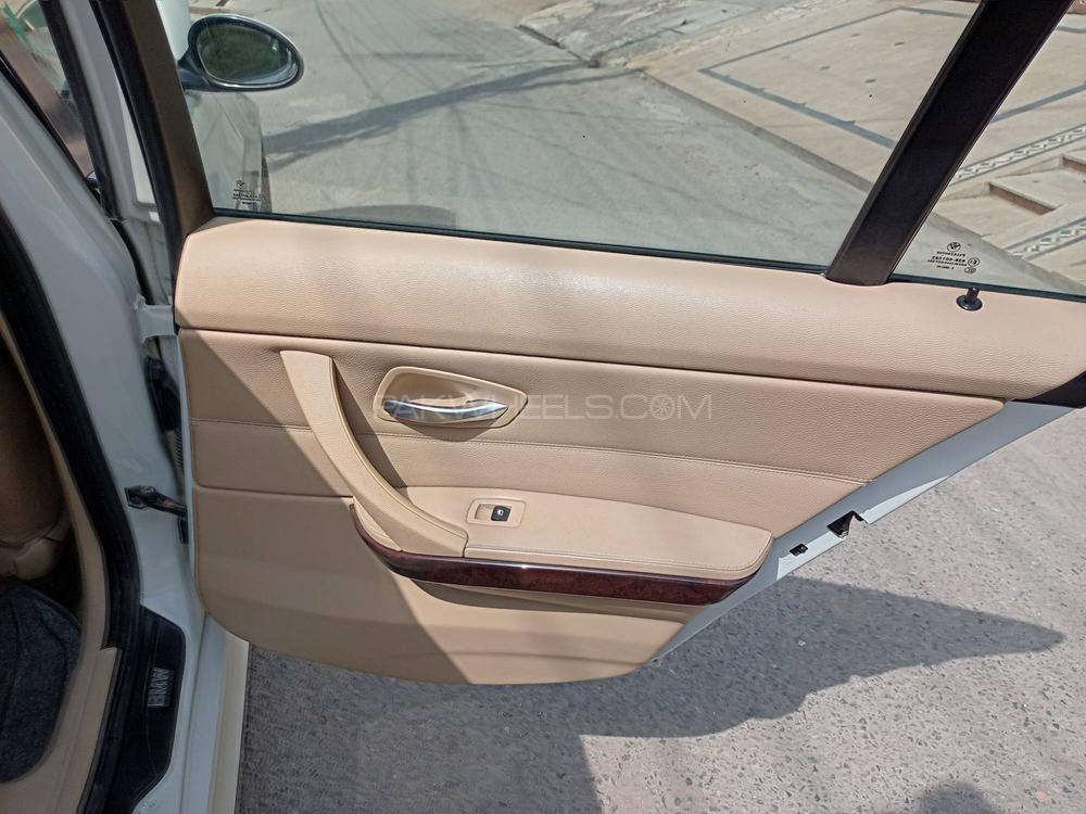 BMW 3 Series 2005 for Sale in Lahore BMW 3 Series 2005 for Sale in Lahore Image-8