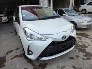 Toyota Vitz Hybrid F 1.5 2019 for Sale in Rawalpindi