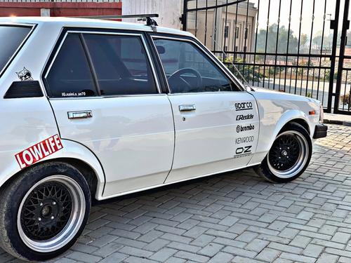 Toyota Corolla - 1982