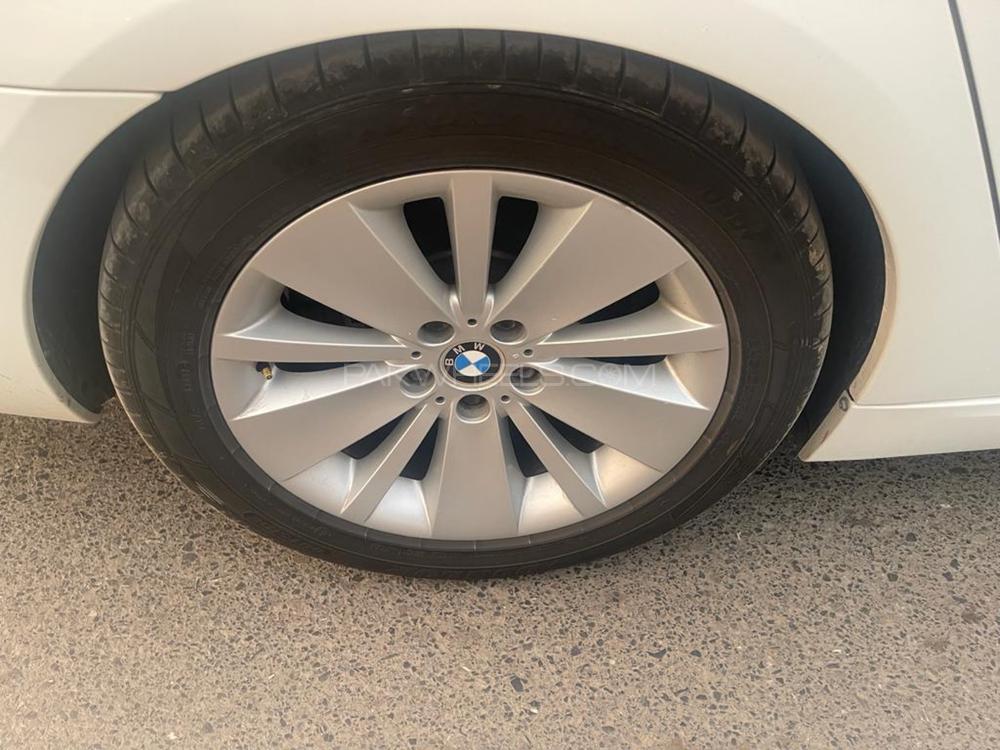 BMW 7 Series 2006 for Sale in Islamabad BMW 7 Series 2006 for Sale in Islamabad Image-5