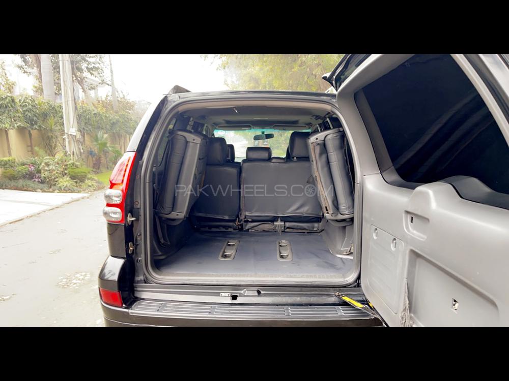 Toyota Prado 2004 for Sale in Lahore Toyota Prado 2004 for Sale in Lahore Image-3