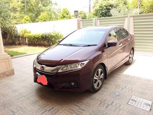 Honda Grace Hybrid LX 2015 for Sale in Lahore