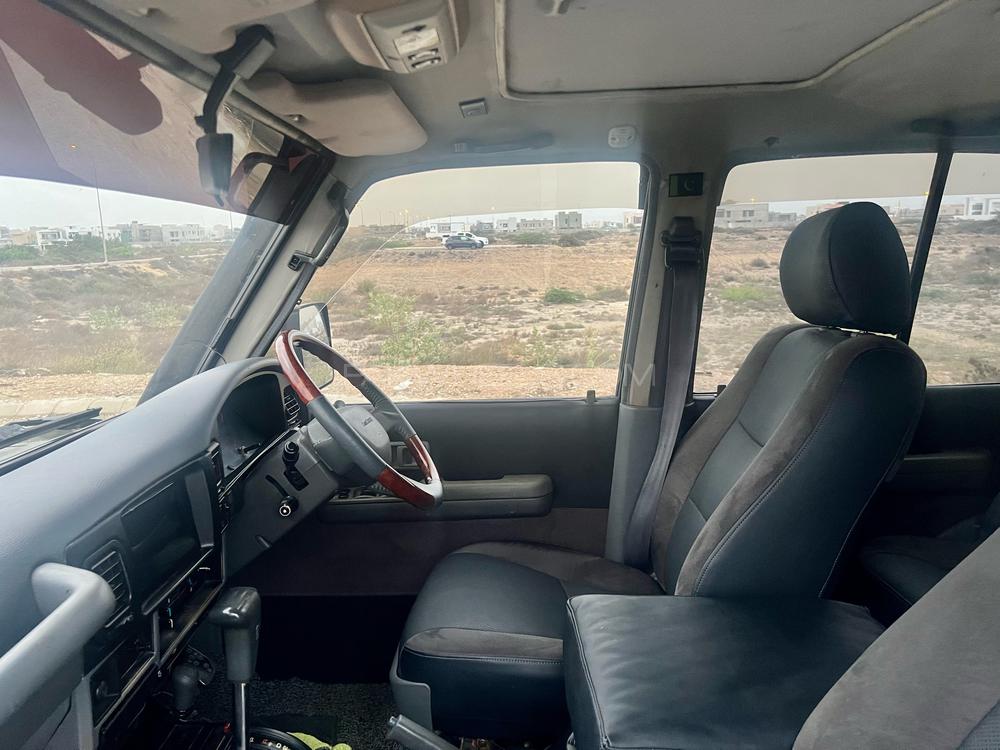 Toyota Land Cruiser 1991 for Sale in Karachi Toyota Land Cruiser 1991 for Sale in Karachi Image-8