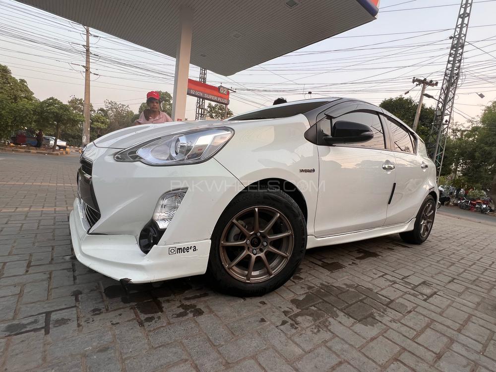 Toyota Aqua 2015 for Sale in Lahore Toyota Aqua 2015 for Sale in Lahore Image-10