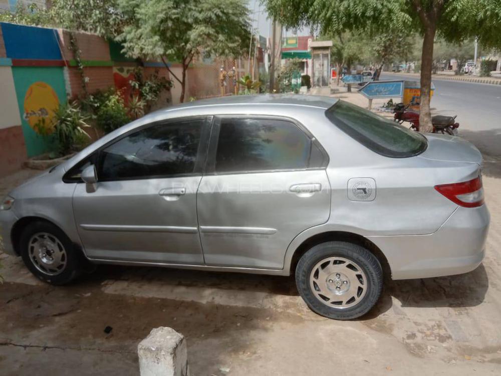 Honda City 2005 for Sale in Bahawalpur Honda City 2005 for Sale in Bahawalpur Image-3