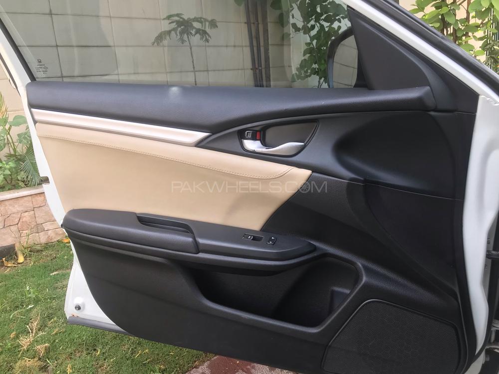Honda Civic 2017 for Sale in Lahore Honda Civic 2017 for Sale in Lahore Image-8
