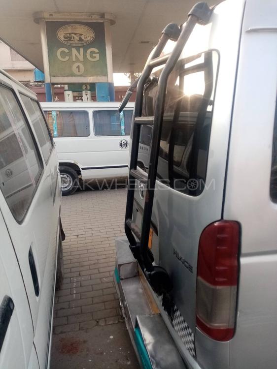 Toyota Hiace 2012 for Sale in Kamoke Toyota Hiace 2012 for Sale in Kamoke Image-3