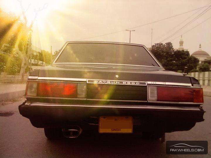 Nissan cedric 1984