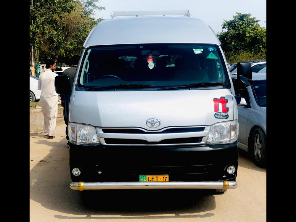 Toyota Hiace 2013 for Sale in Islamabad Image-1
