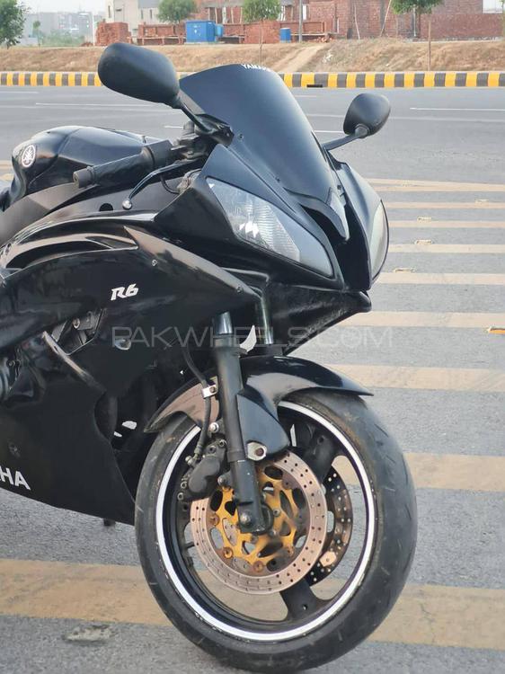 Yamaha FZR 400 1988 for Sale in Lahore Image-1