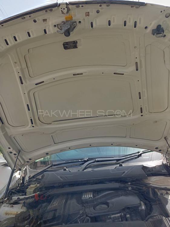 BMW 3 Series 2005 for Sale in Lahore BMW 3 Series 2005 for Sale in Lahore Image-15