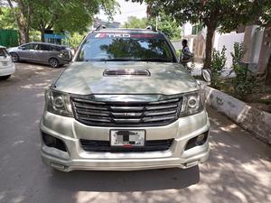 Toyota Hilux Vigo G 2012 for Sale in Islamabad
