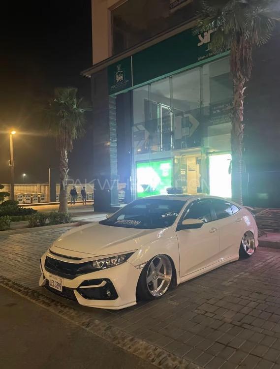 Honda Civic - 2019 Mental Civic  Image-1