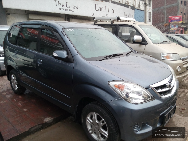 Daihatsu Xenia 2011 for Sale in Gujranwala Image-1