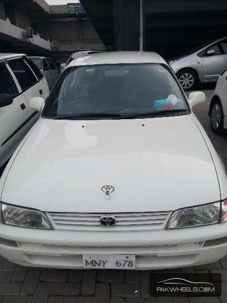 Toyota Corolla 2001 for Sale in Multan Image-1