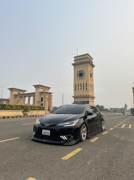 Toyota Corolla - 2020 Blacky Image-1
