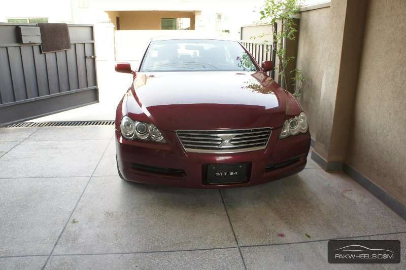 Toyota Mark X 2004 for Sale in Sialkot Image-1