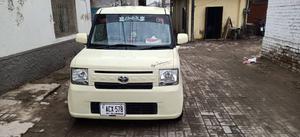 Toyota Pixis Space L 2013 for Sale in Islamabad