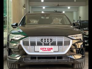 Audi e-tron 50 Quattro 230 kW 2022 for Sale in Lahore