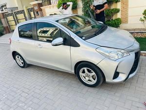 Toyota Vitz F M Package 1.0 2020 for Sale in Sialkot